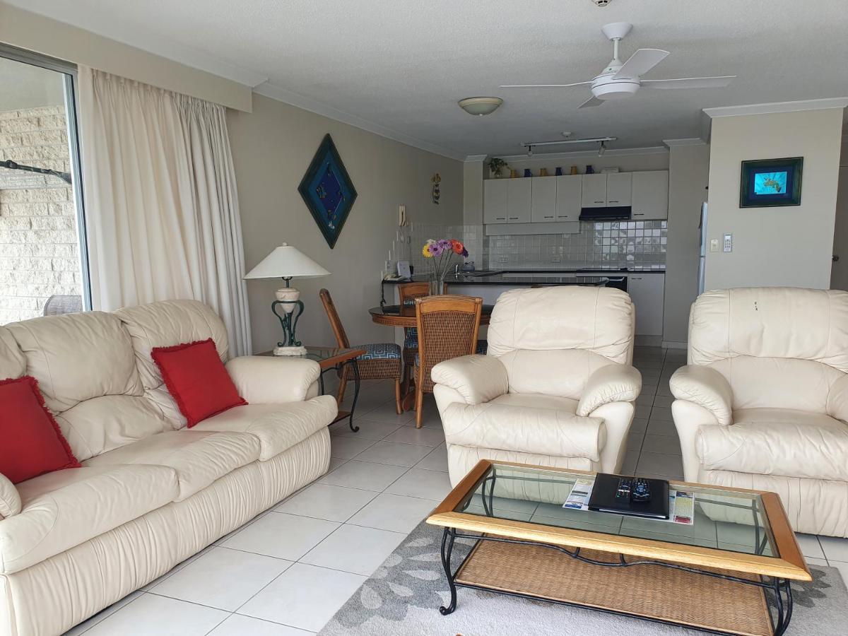 Pacific Surf Absolute Beachfront Apartments Gold Coast Exterior foto