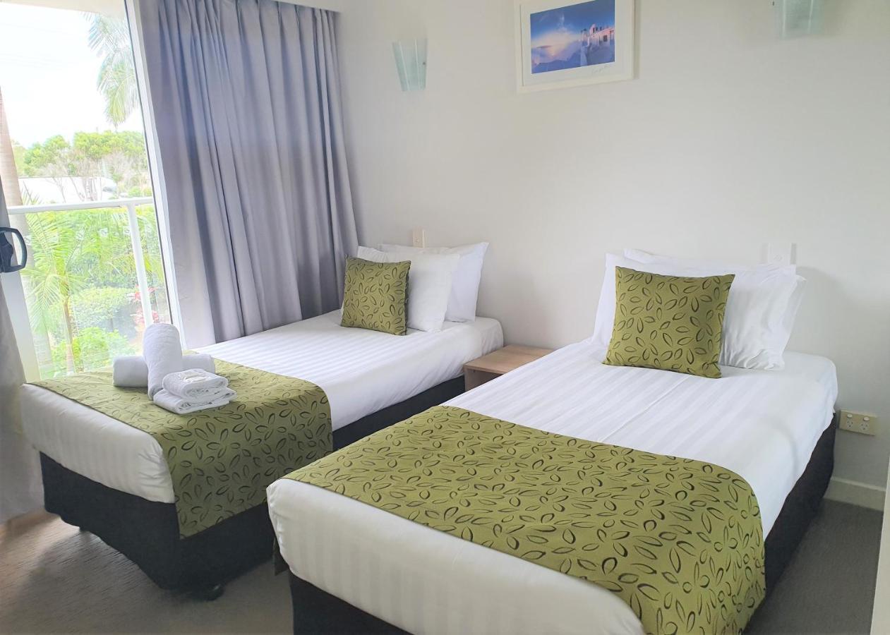 Pacific Surf Absolute Beachfront Apartments Gold Coast Exterior foto