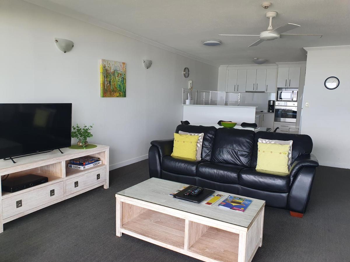 Pacific Surf Absolute Beachfront Apartments Gold Coast Exterior foto