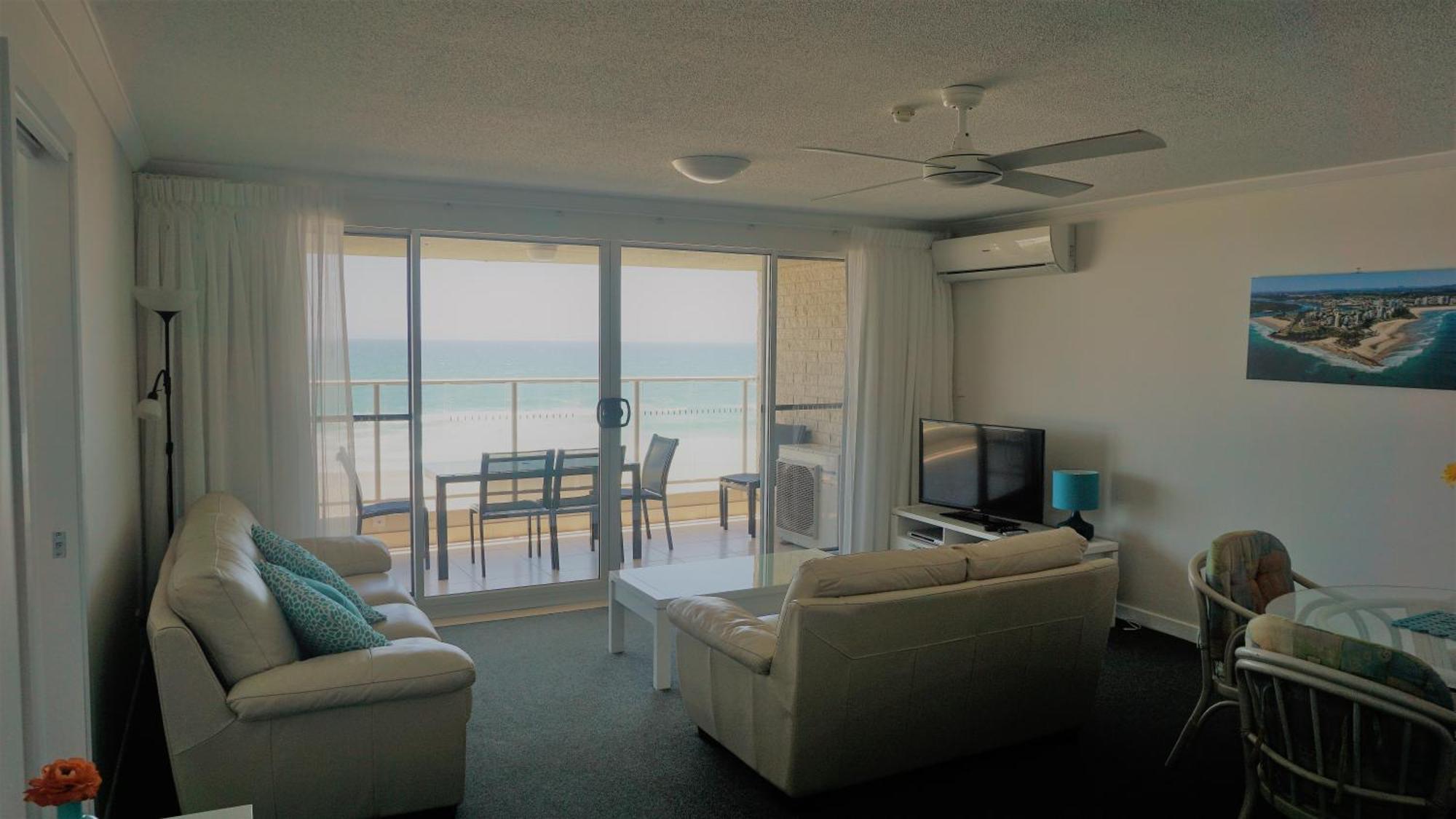 Pacific Surf Absolute Beachfront Apartments Gold Coast Exterior foto