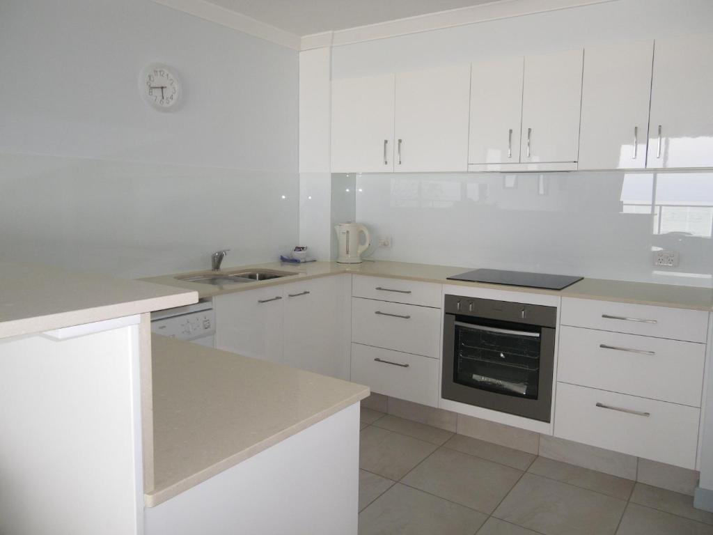 Pacific Surf Absolute Beachfront Apartments Gold Coast Habitación foto