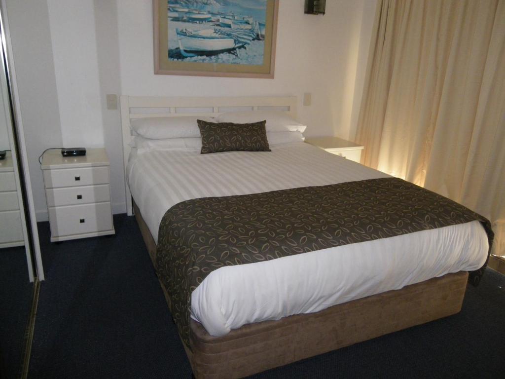 Pacific Surf Absolute Beachfront Apartments Gold Coast Habitación foto