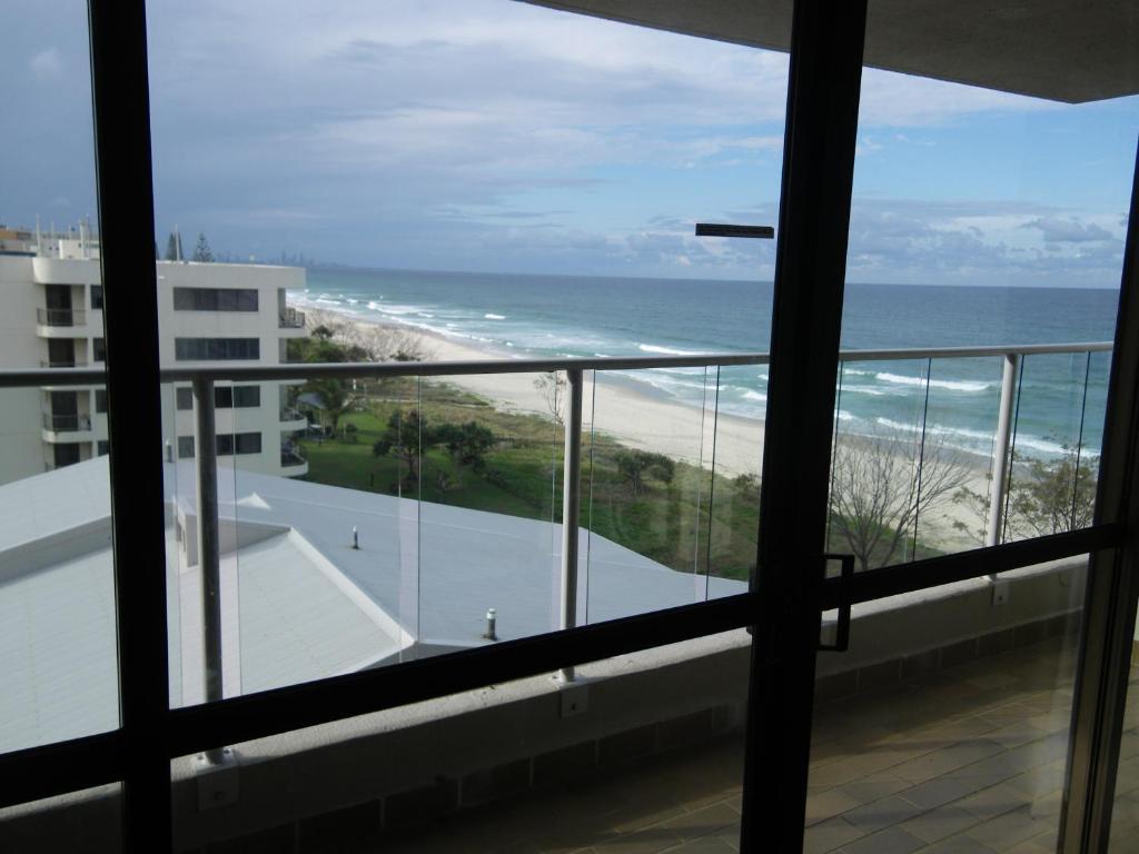 Pacific Surf Absolute Beachfront Apartments Gold Coast Habitación foto