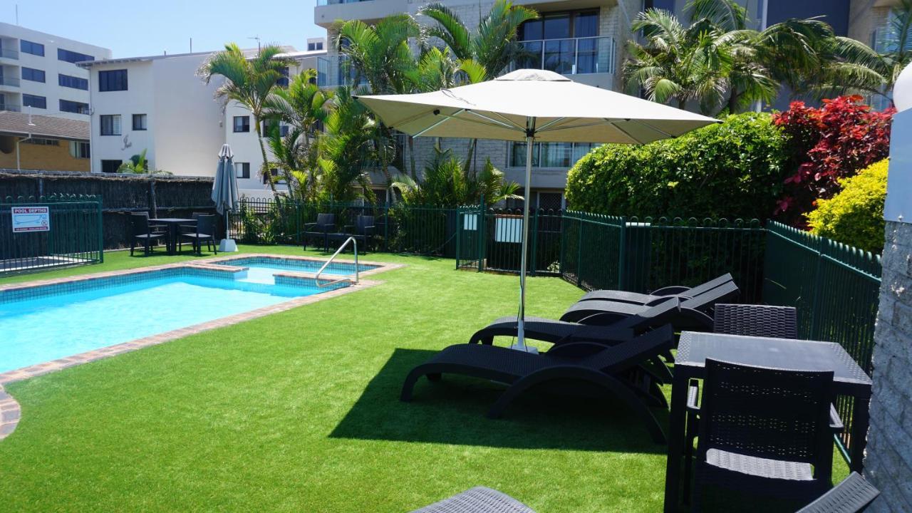 Pacific Surf Absolute Beachfront Apartments Gold Coast Exterior foto