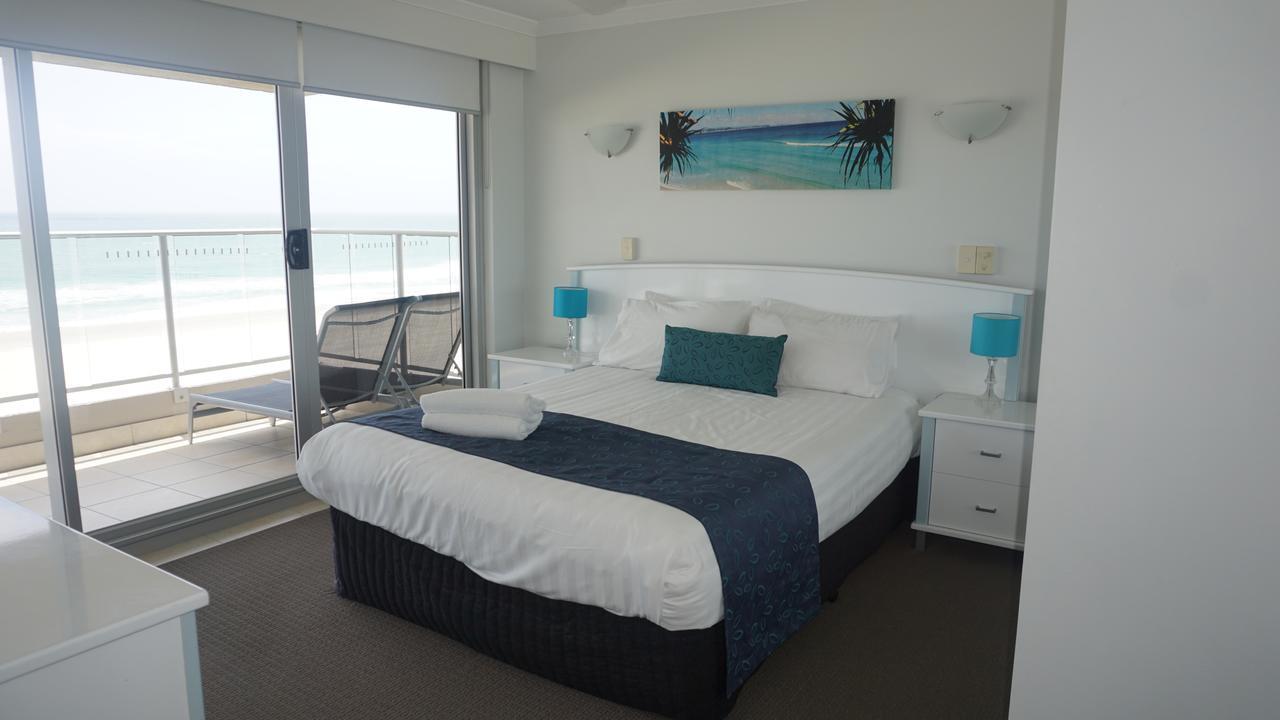 Pacific Surf Absolute Beachfront Apartments Gold Coast Exterior foto