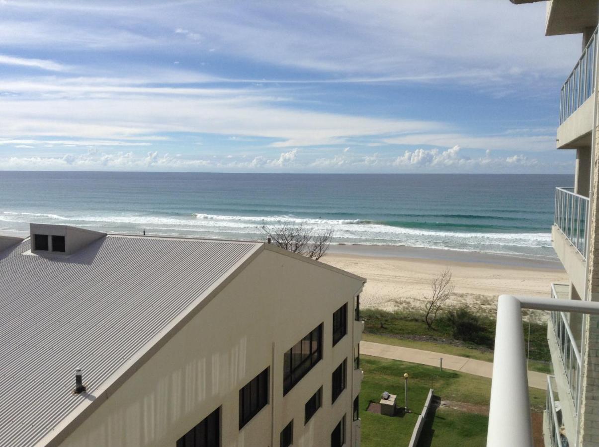 Pacific Surf Absolute Beachfront Apartments Gold Coast Exterior foto